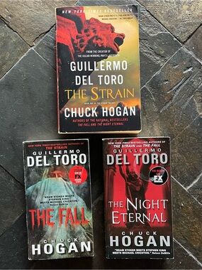The Strain Trilogy by Guillermo del Toro 3 Book Series Vampire Horror Paperback